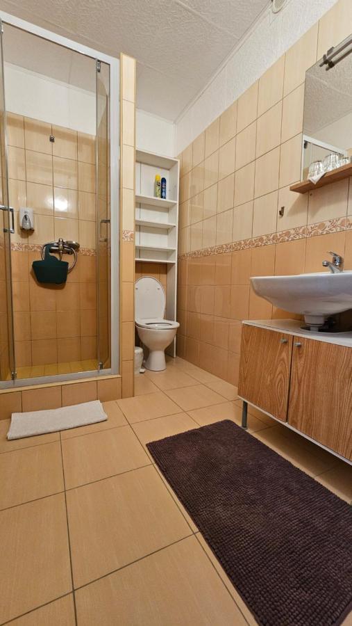 Zamecky Penzion Rotunda Breclav Ngoại thất bức ảnh