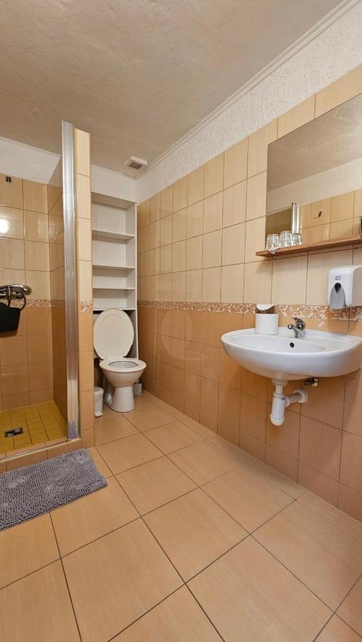 Zamecky Penzion Rotunda Breclav Ngoại thất bức ảnh